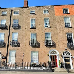 Baggot Court Townhouse Отель